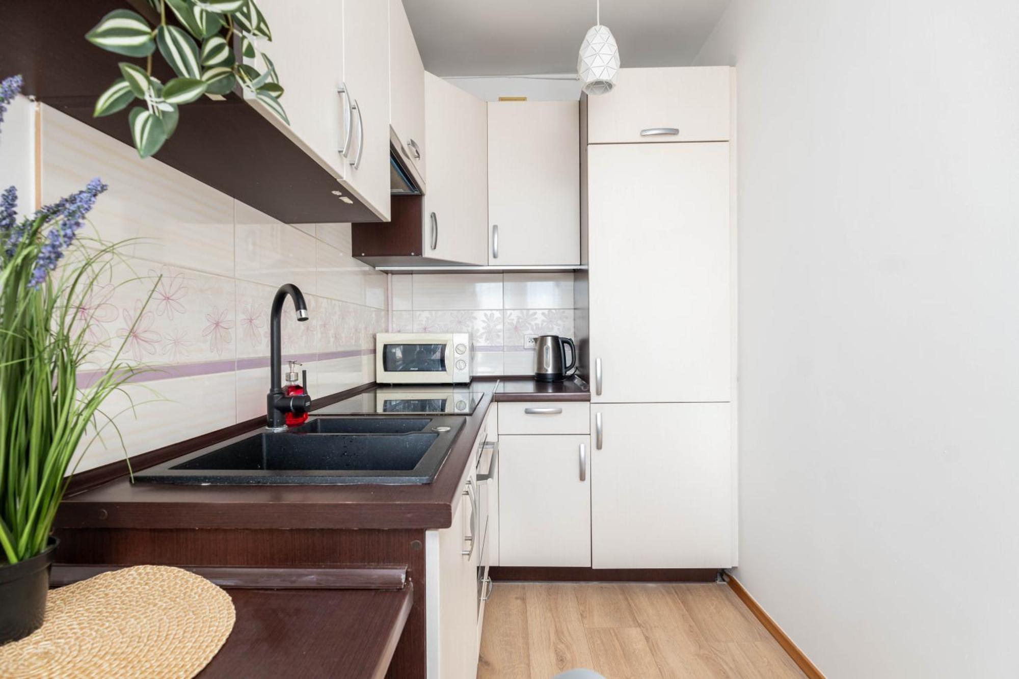 Jonagold Apartment Metro Raclawicka Warsaw Exterior photo